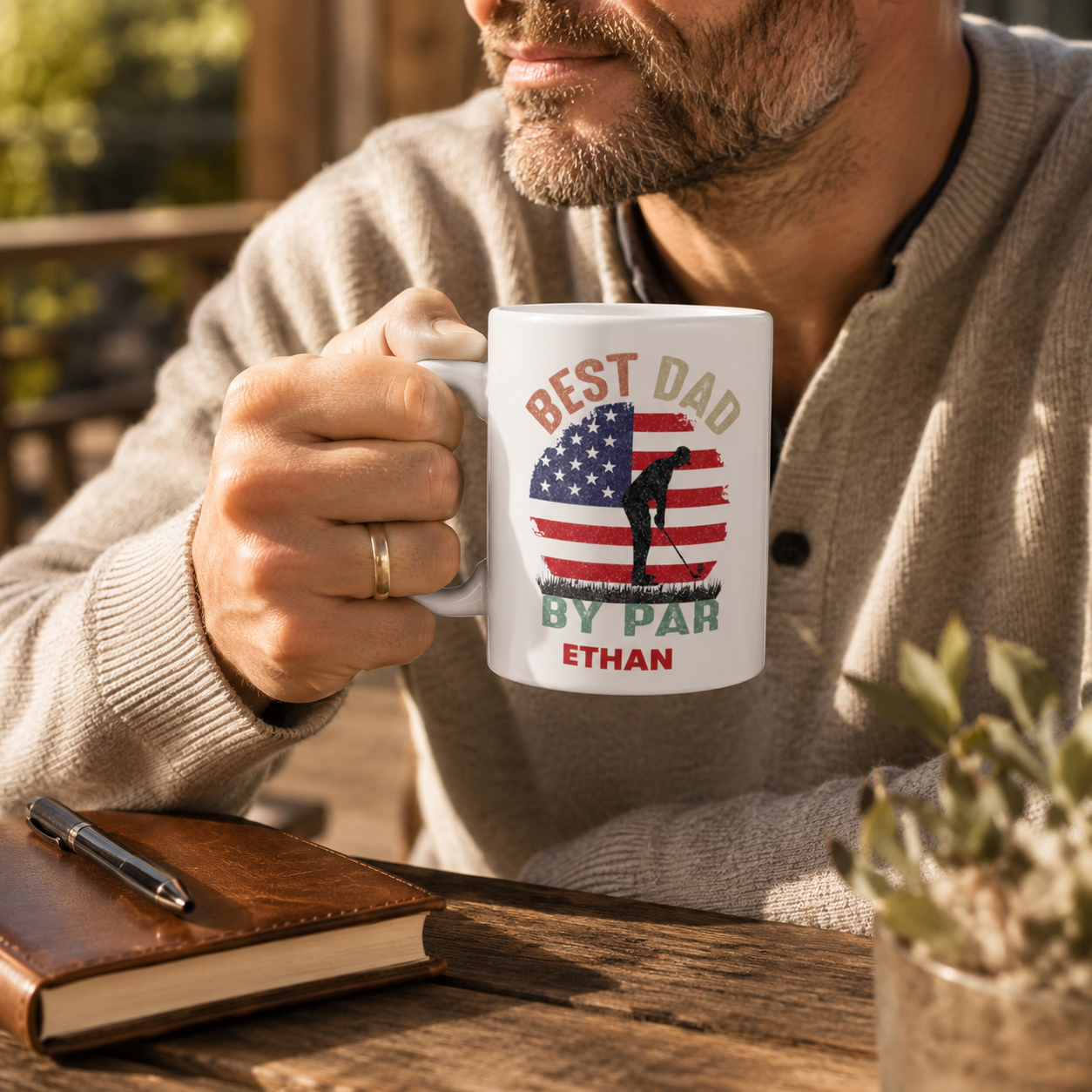 Personalized best dad by par golf mug, handle-side view
